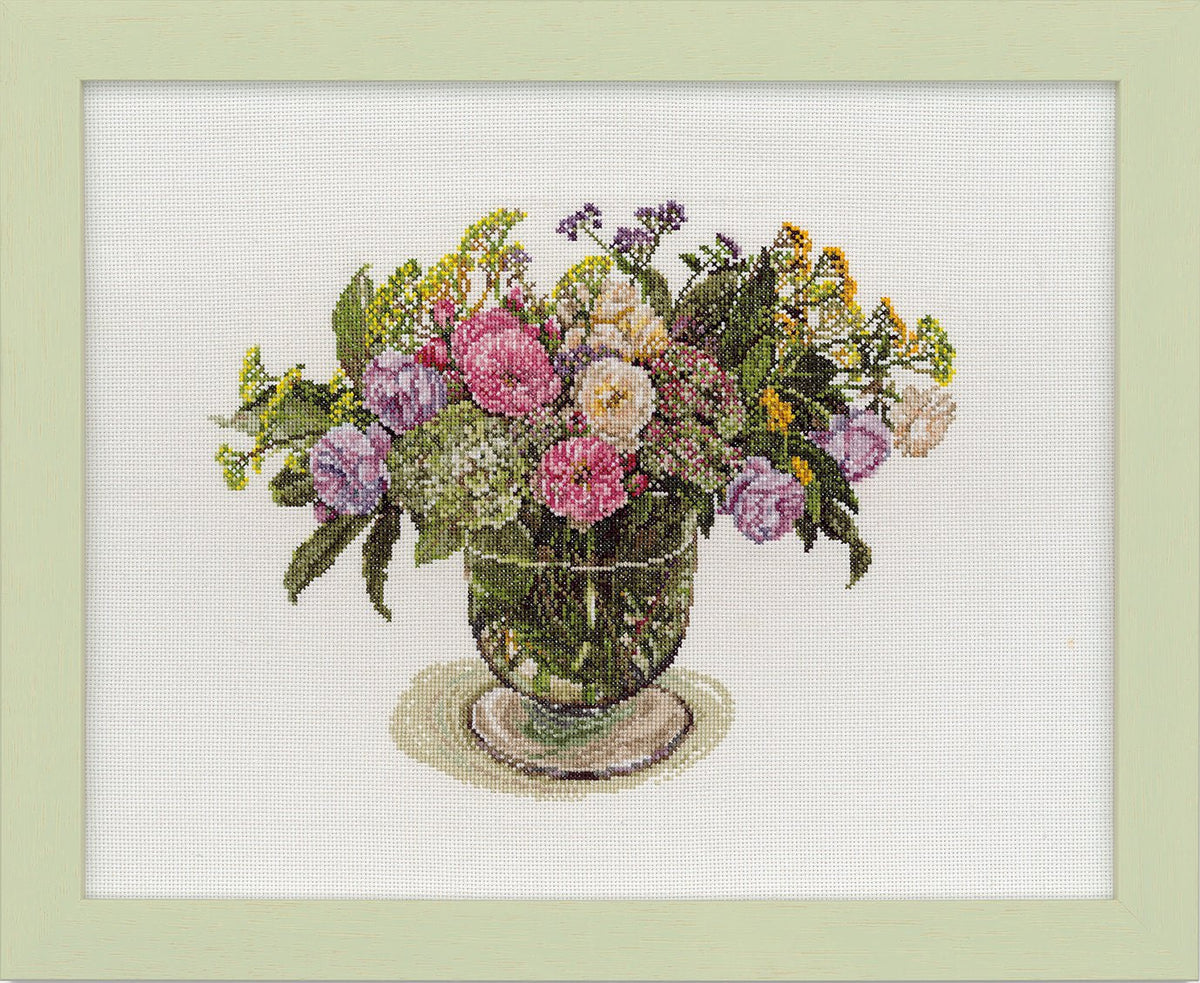 COSMO刺しゅうキット Stitching with Fujico collection イングリッシュローズと初夏の花々 No.552111 - COSMO コスモ