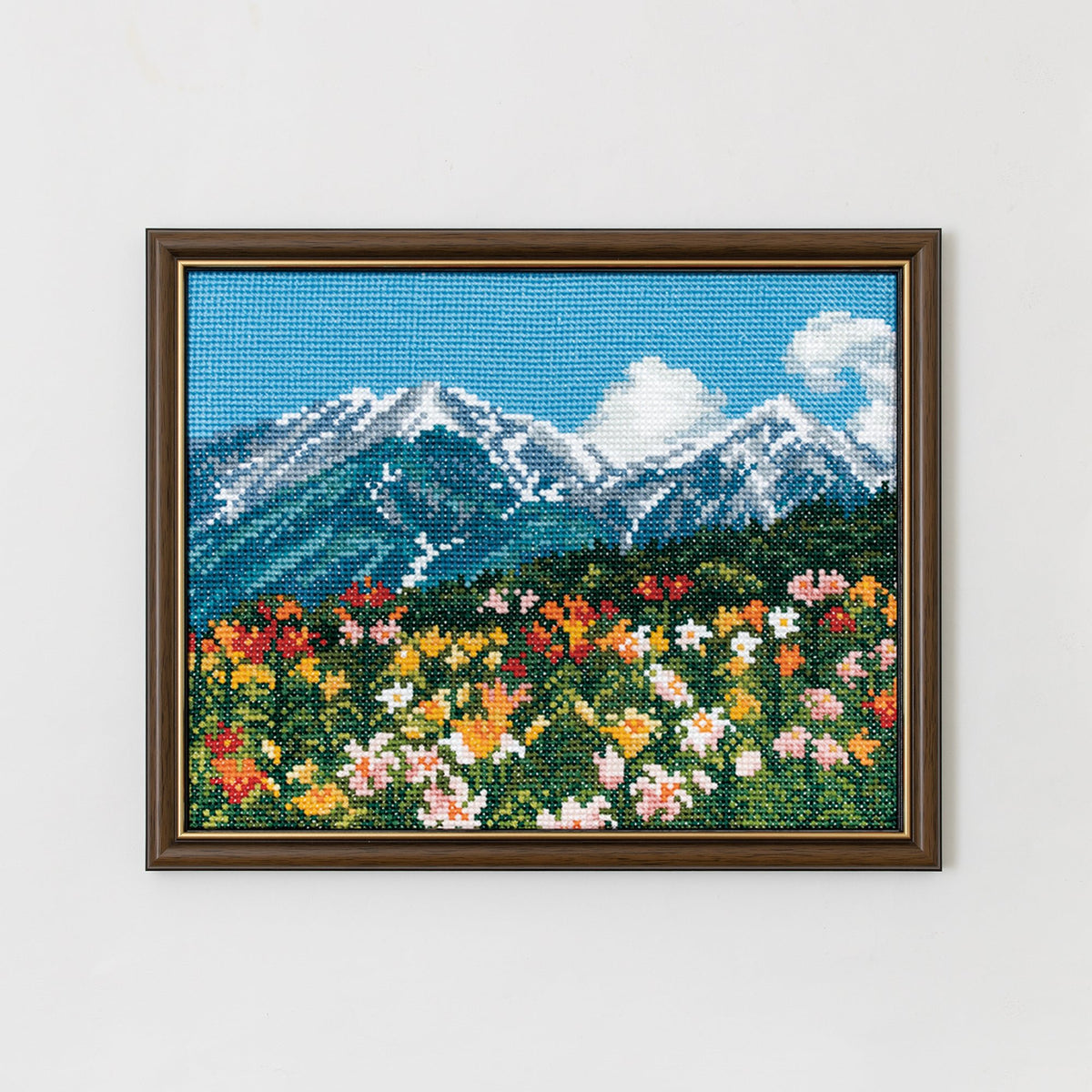 COSMO めぐる季節と日本の風景 百合の花と北アルプス 刺しゅうキット No.522002 - COSMO コスモ